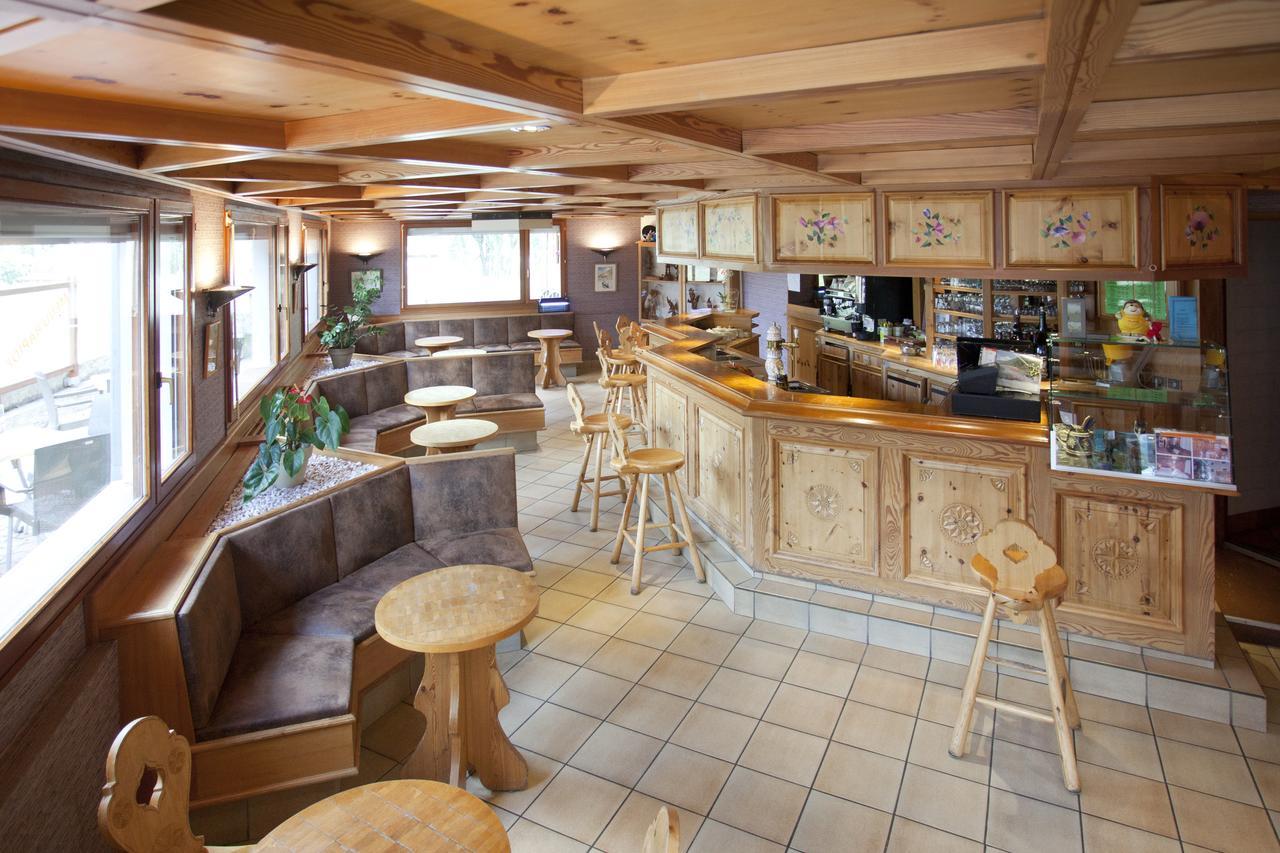 Hotel La Vanoise Bessans Exterior foto